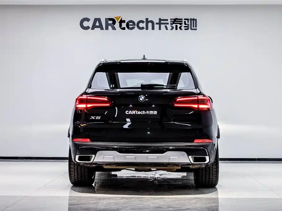 BMW X5 (Import) 2020 xDrive30i M Sport Package фото 5