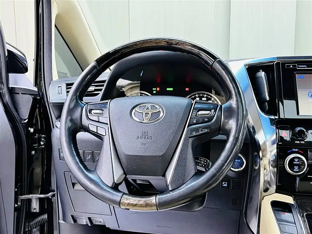 Toyota Alphard 2019 Hybrid 2.5L Premium Edition фото 10