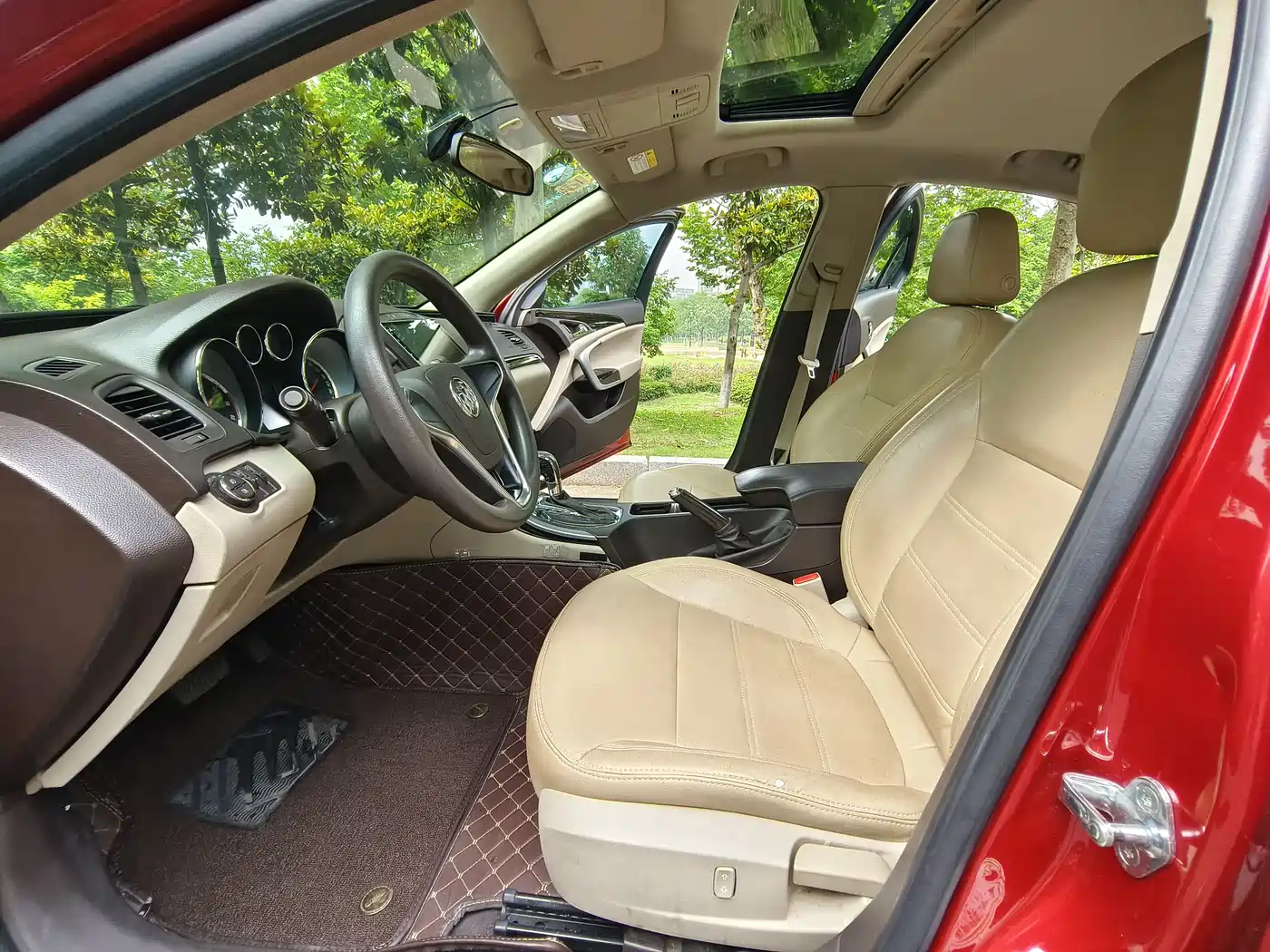 Buick Regal 2015 2.0L Leading Fashion Model фото 4