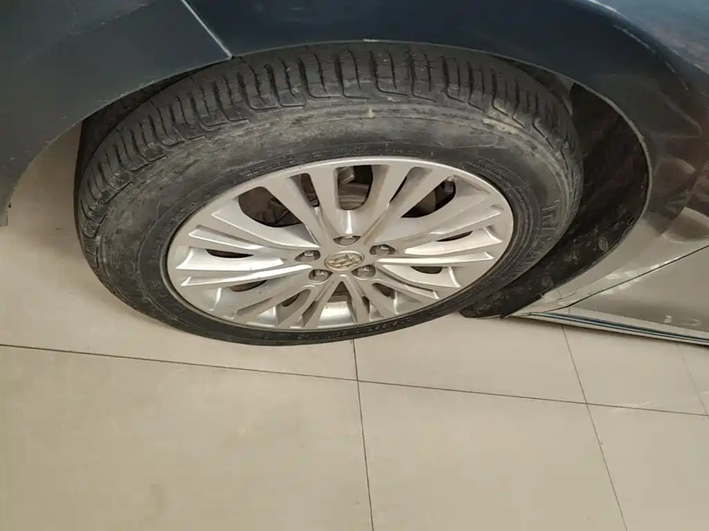 Buick Excelle 2015 15N Automatic Elite фото 23
