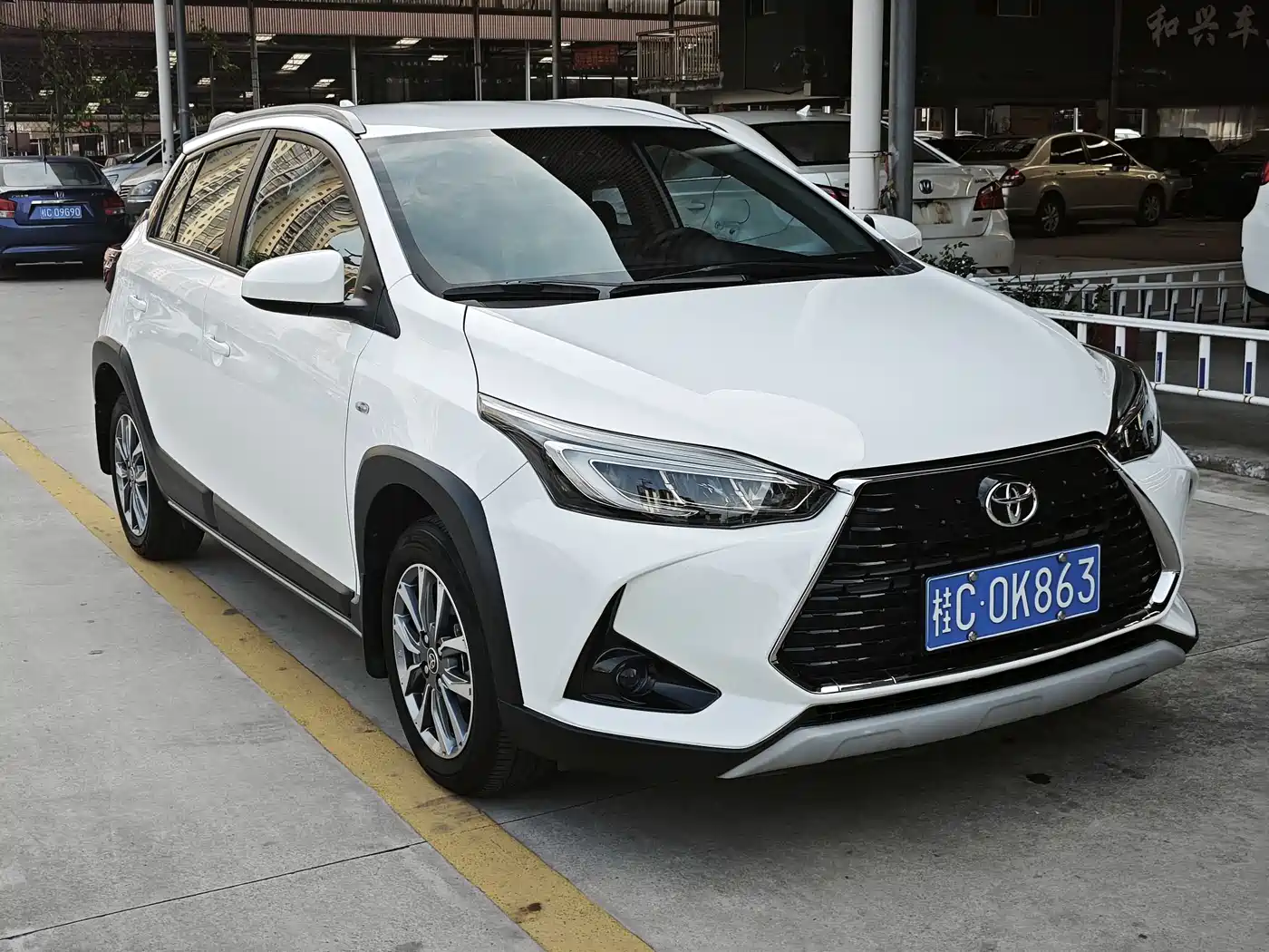 Toyota YARiS L Zhi Xuan 2022 Zhi Xuan X 1.5L CVT Leading PLUS Edition фото 3