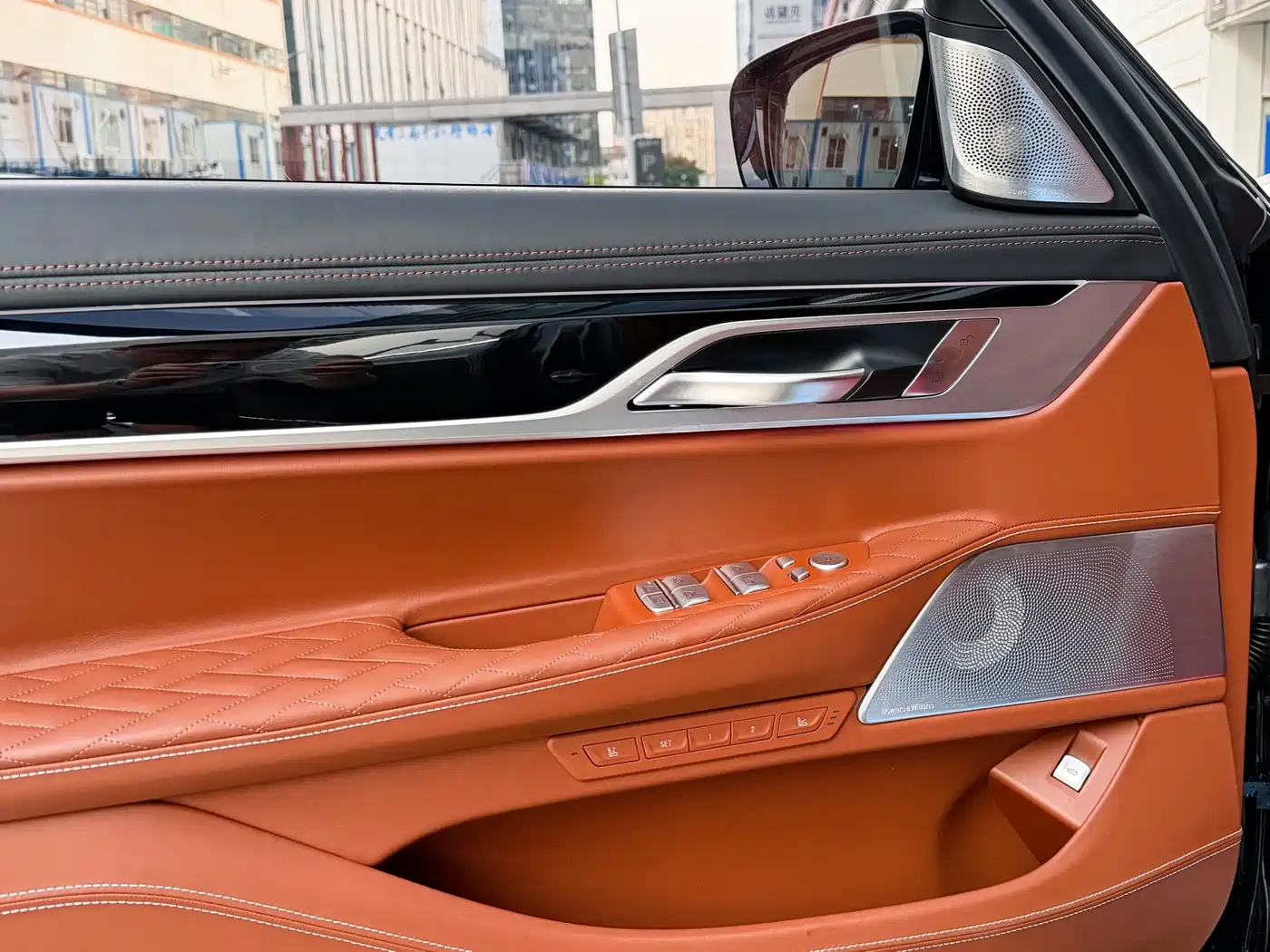 BMW 7 Series 2019 M760Li xDrive V12 Sport Package фото 7