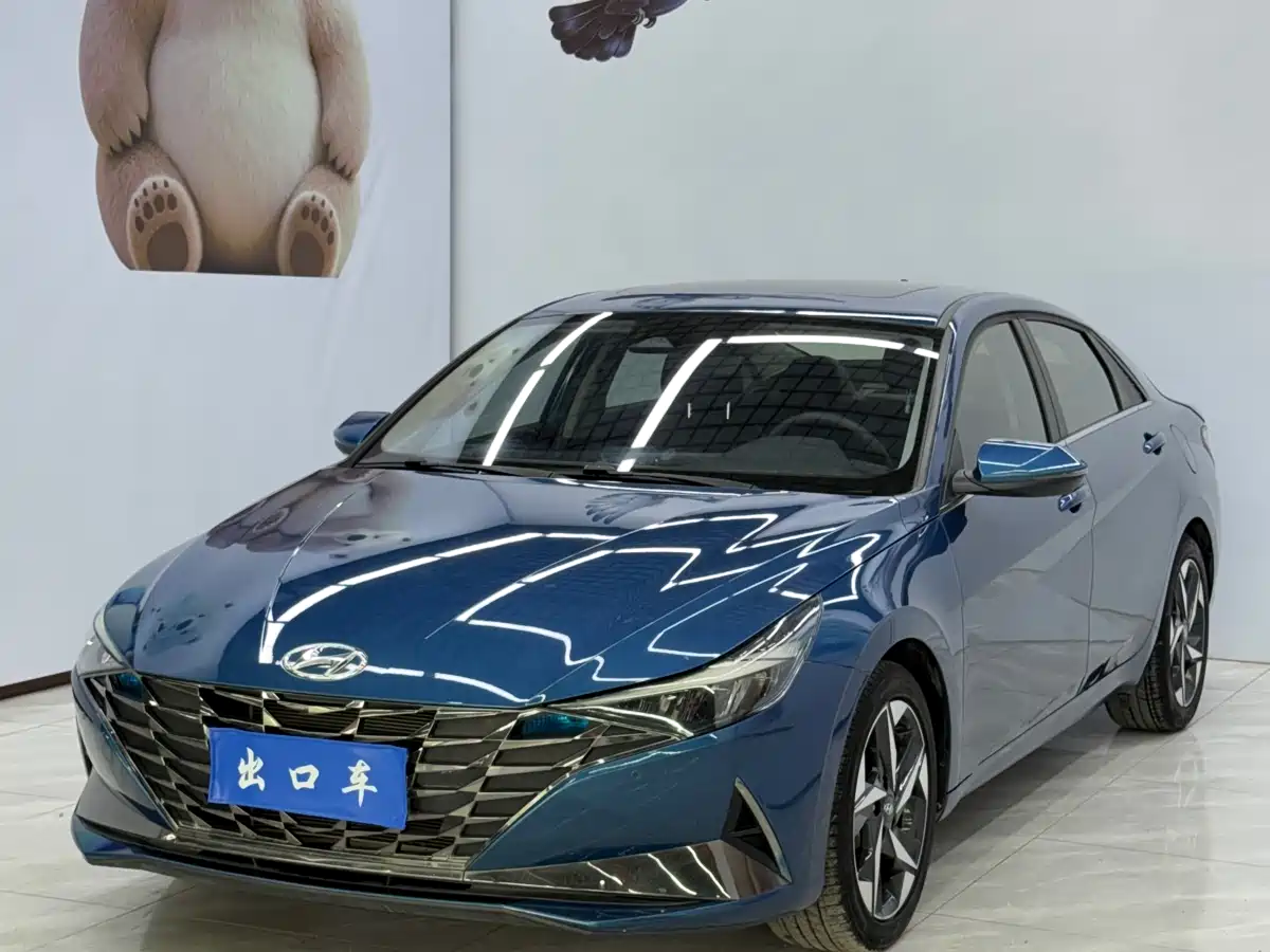 Hyundai Elantra 2021 1.5L CVT LUX Premium Edition