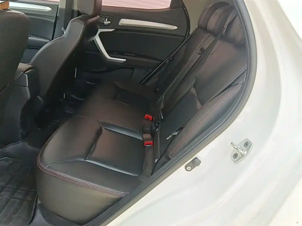 JAC Motors Refine S3 2016 2016 1.5L CVT Luxury Smart