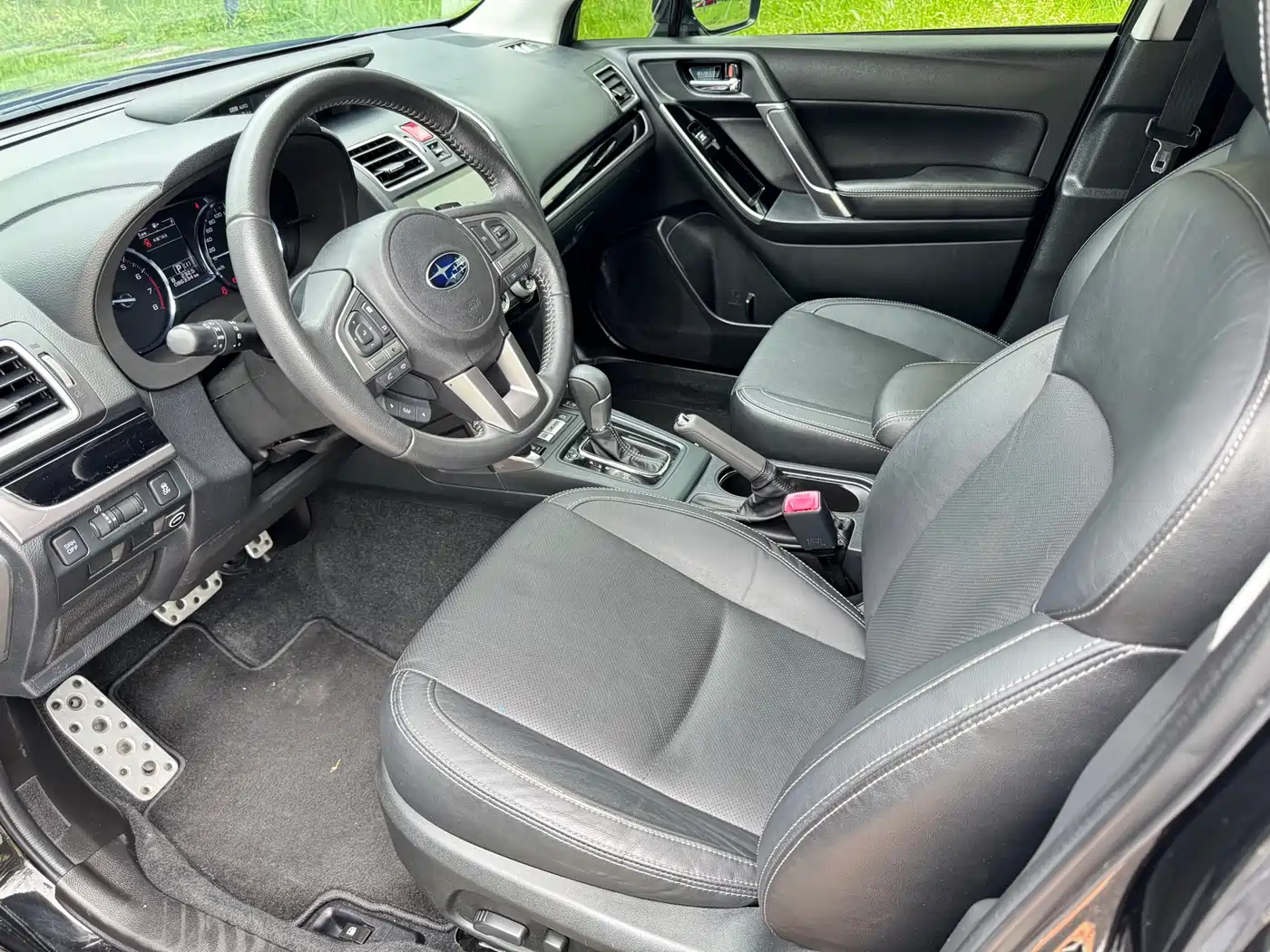 Subaru Forester 2018 2.0i Fashion Navigation Edition фото 15