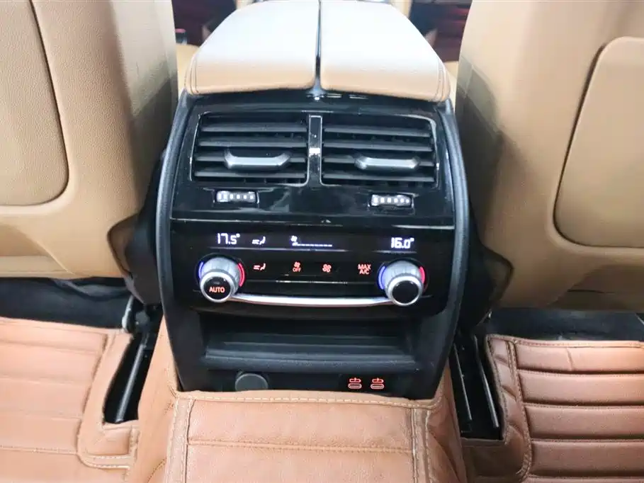 BMW 6 Series GT 2019 630i M Sport Package фото 17