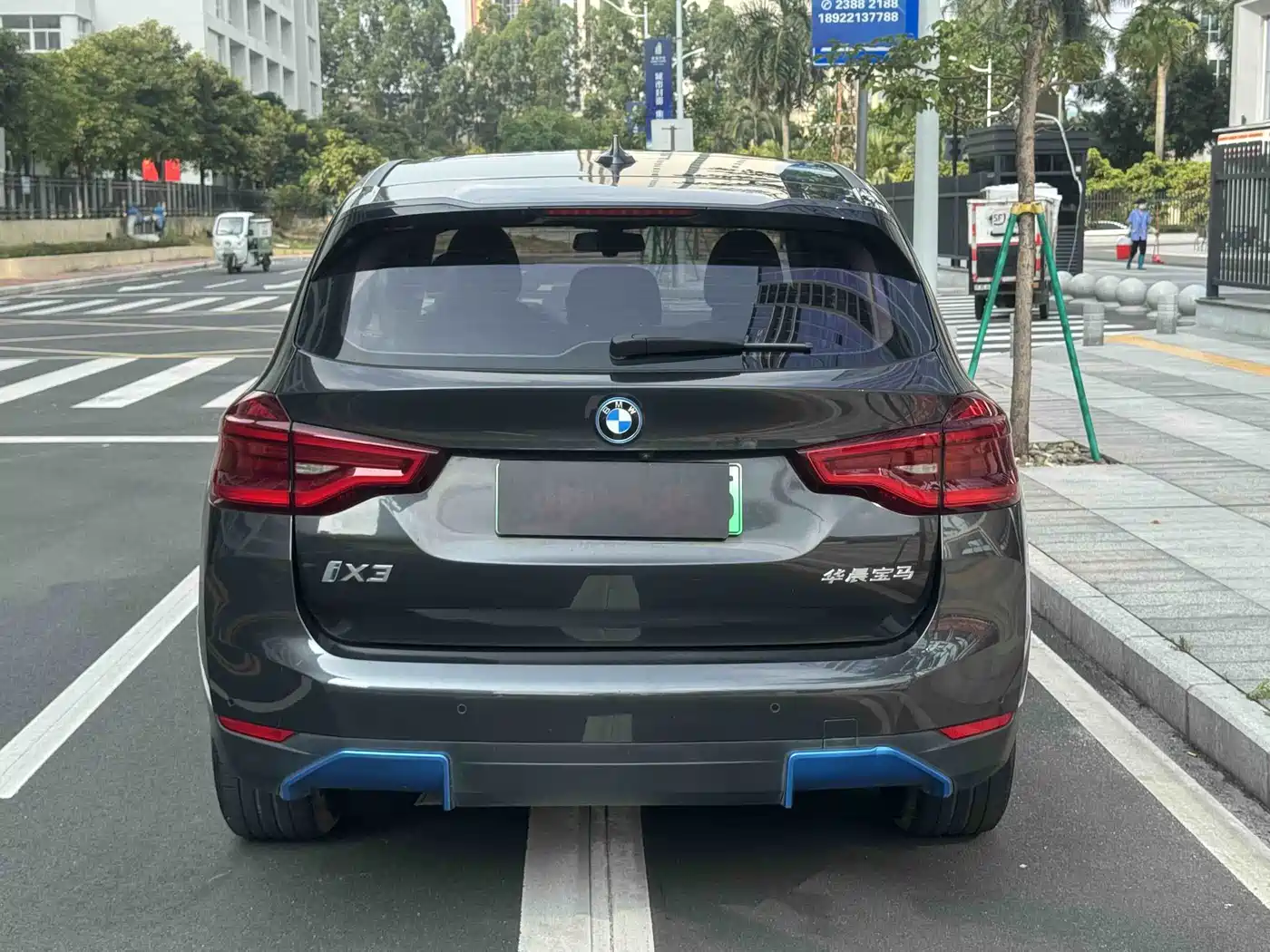 BMW iX3 2021 Leading фото 7