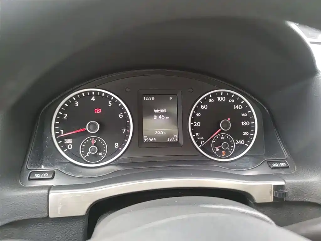 Volkswagen Tiguan 2015 1.8TSI Automatic 2WD Highline фото 12