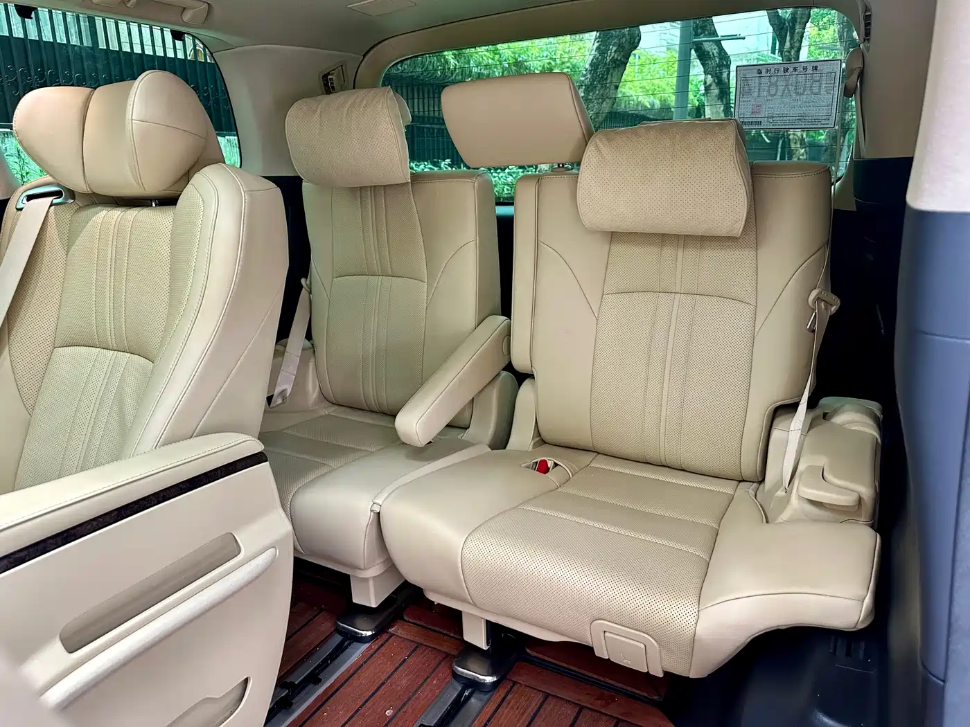 Toyota Alphard 2021 Hybrid 2.5L Premium фото 21