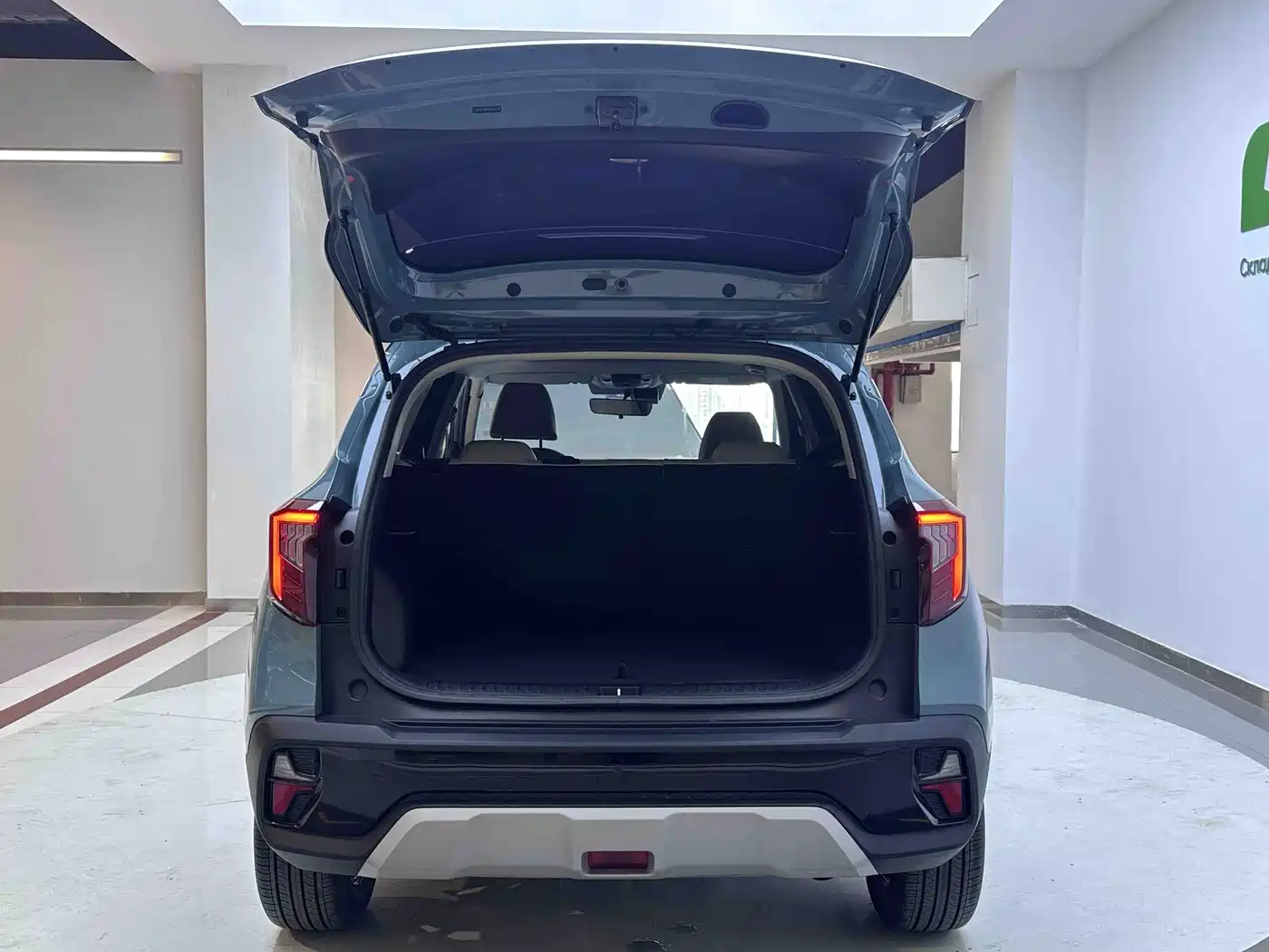 Kia Seltos 2023 1.5L CVT Premium Edition фото 15