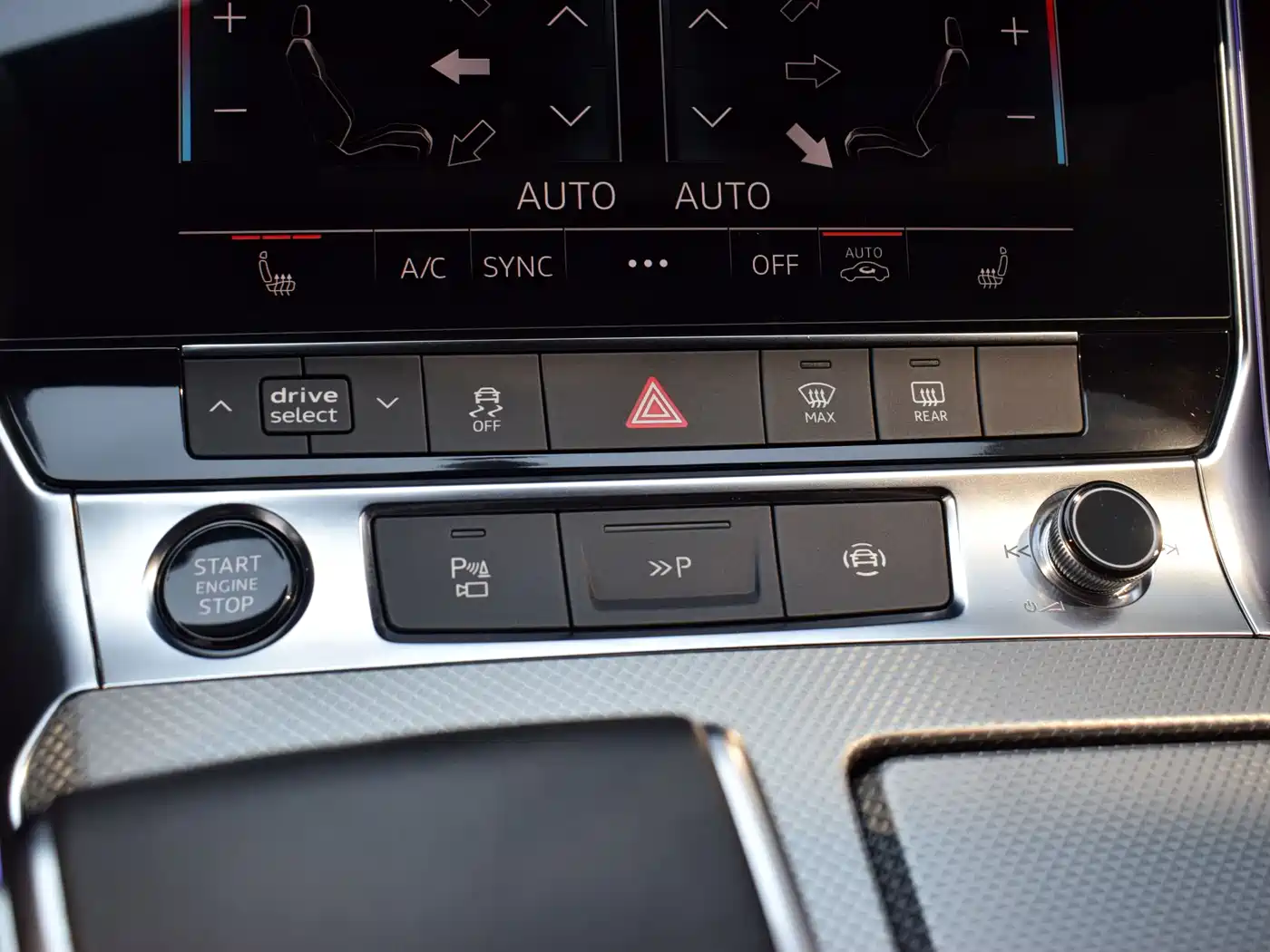 Audi A7L 2024 45 TFSI quattro S-line Black Warrior Edition фото 13