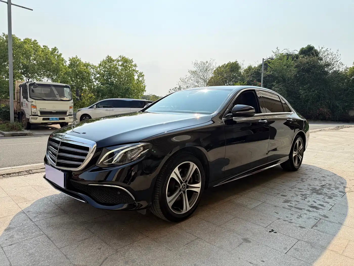 Mercedes-Benz E-Class 2019 E 200 L Sport
