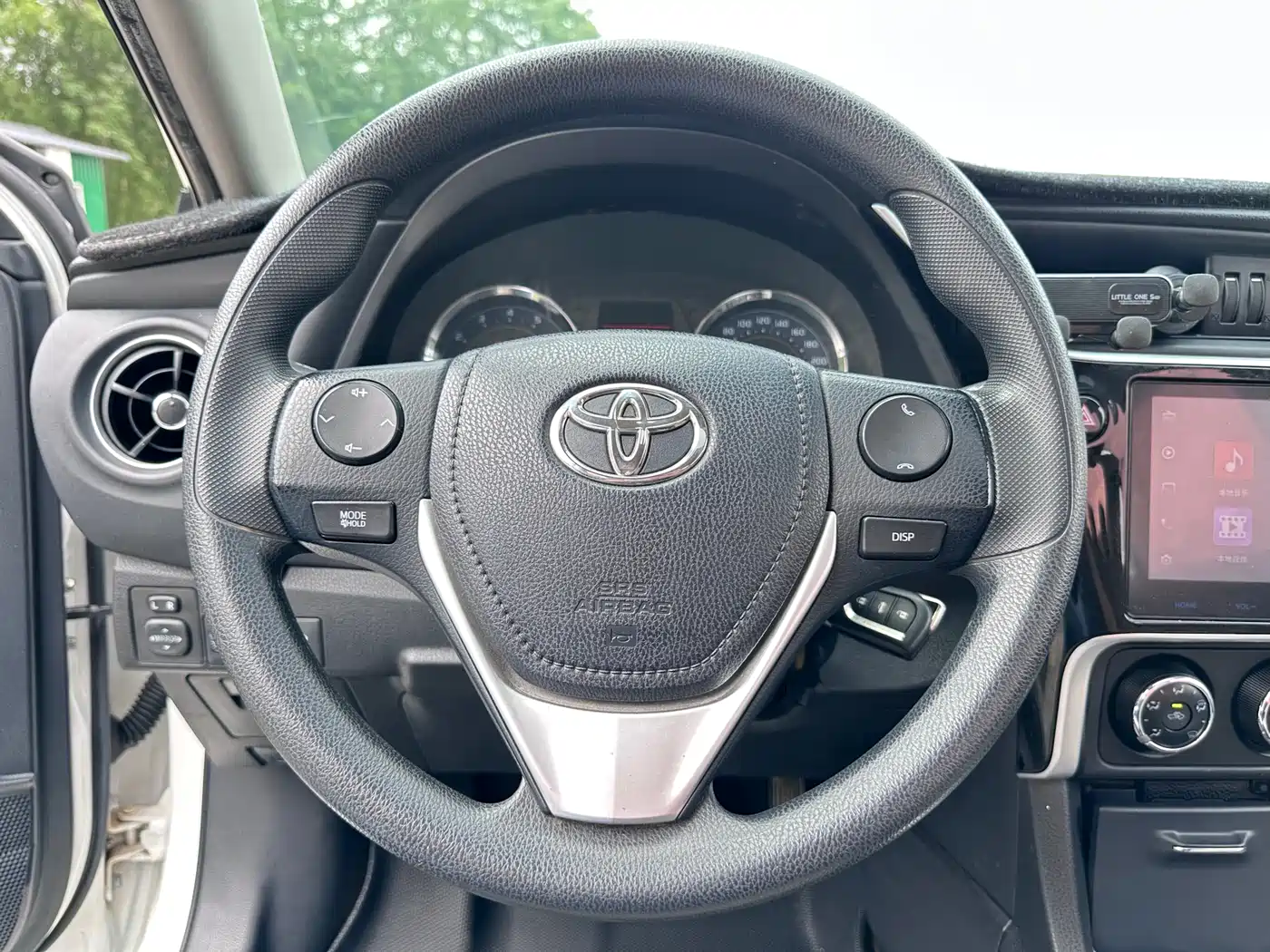 Toyota Corolla 2017 Facelift 1.2T S-CVT GL-i фото 15