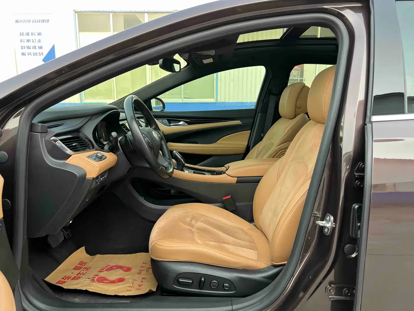 Buick LaCrosse 2016 Model 28T Luxury фото 5