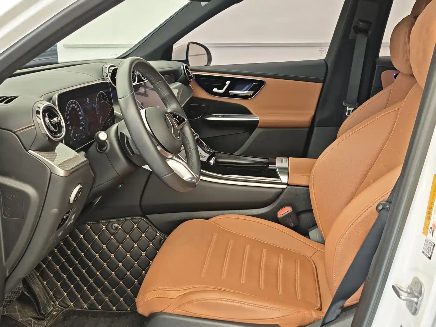 Mercedes-Benz GLC 2023 GLC 260 L 4MATIC Sport 5-seater фото 7