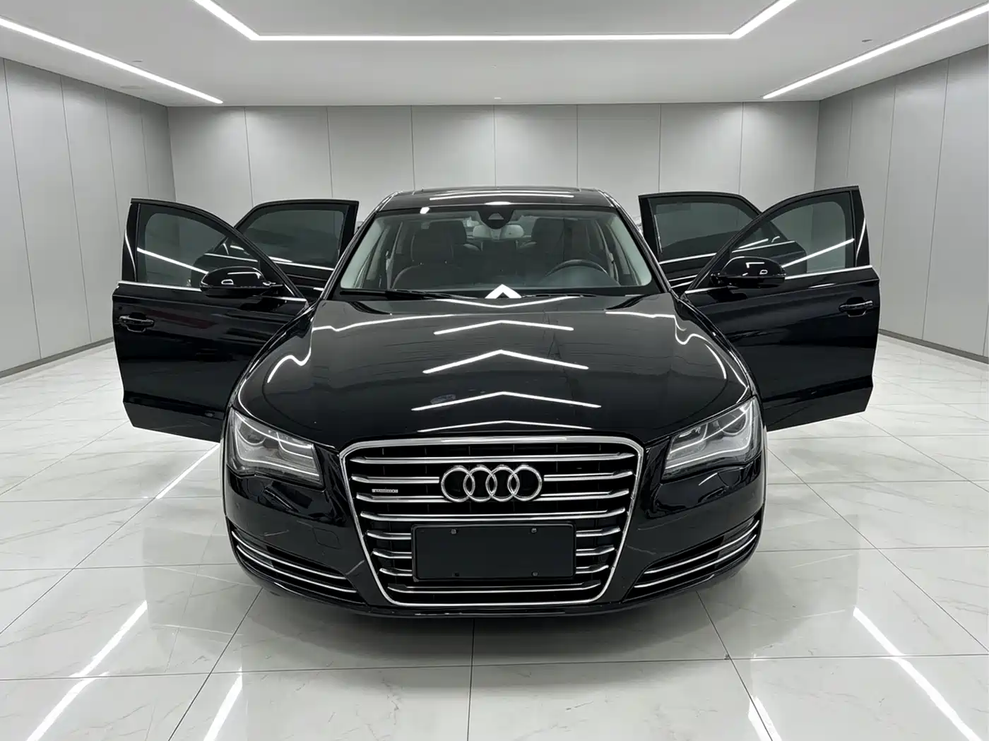 Audi A8 2011 A8L 3.0 TFSI quattro Comfort (245kW) фото 2