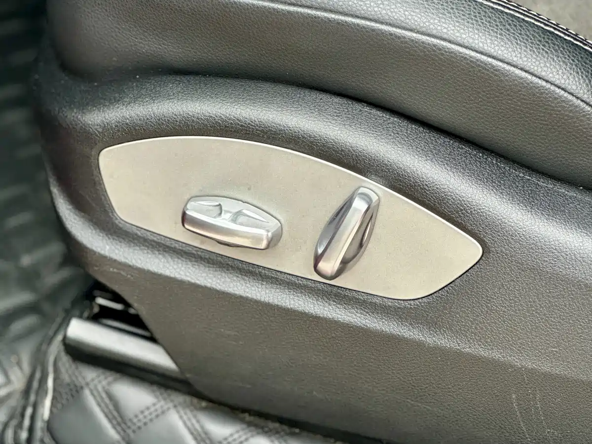 Porsche Macan 2018 Macan 2.0T фото 50