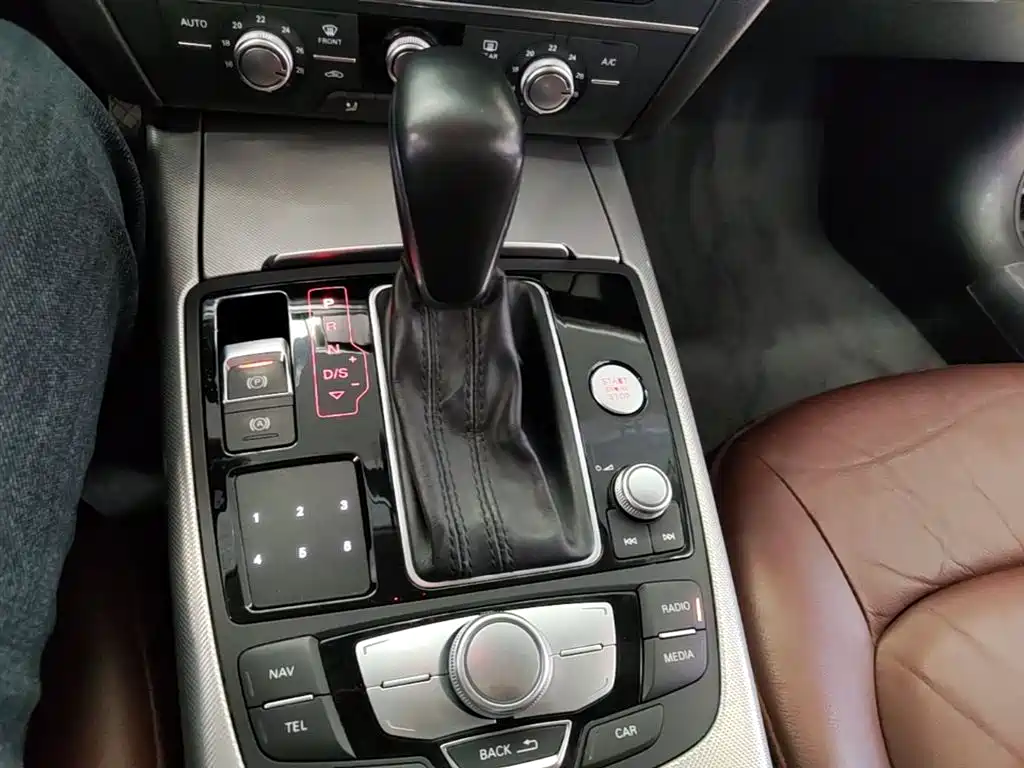 Audi A6L 2018 Model 35 TFSI Collector's Edition фото 14