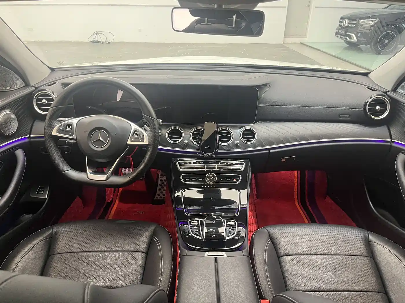 Mercedes-Benz E-Class 2016 E 300 L Sport Fashion Type фото 16