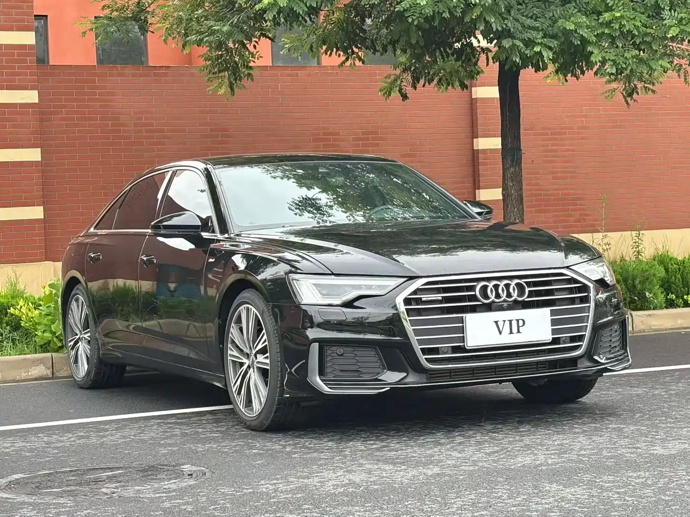 Audi A6L 2020 45 TFSI quattro Exclusive Dynamic фото 3