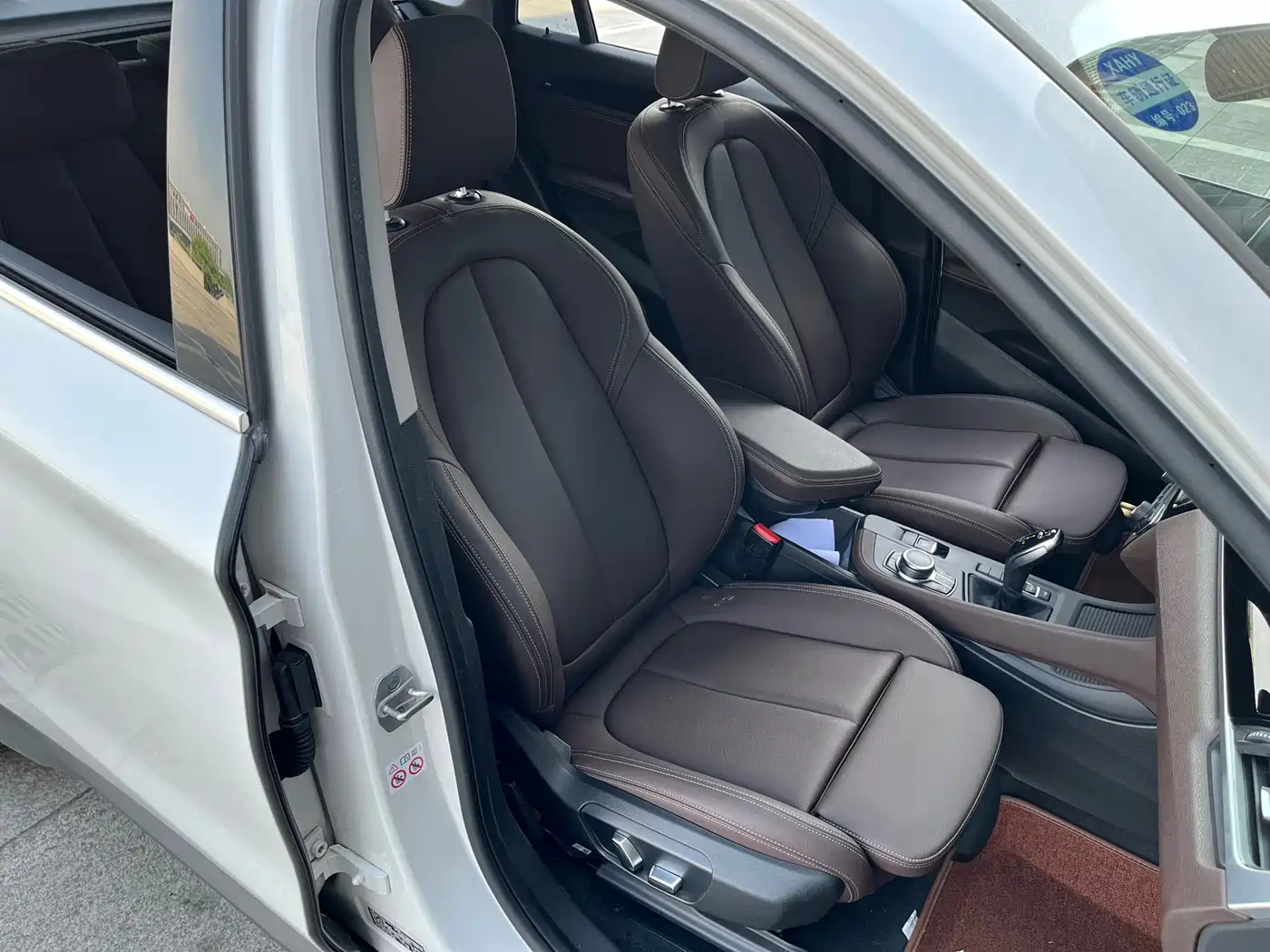 BMW X1 2022 sDrive25Li Leading фото 18