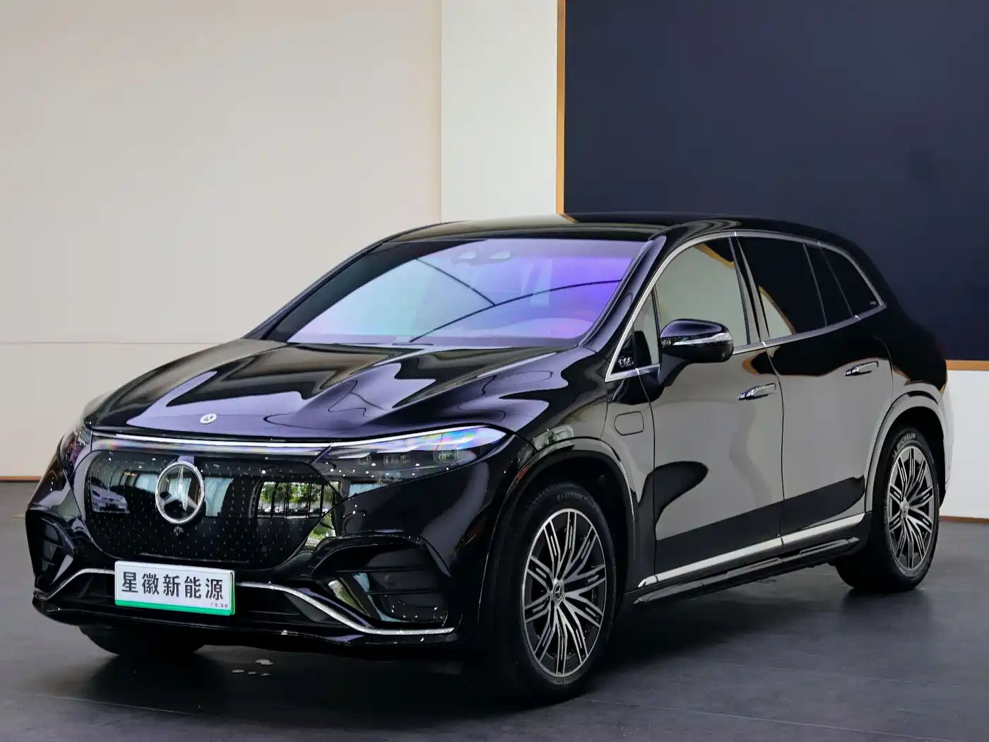 Mercedes-Benz EQS SUV 2023 450 4MATIC Luxury Edition