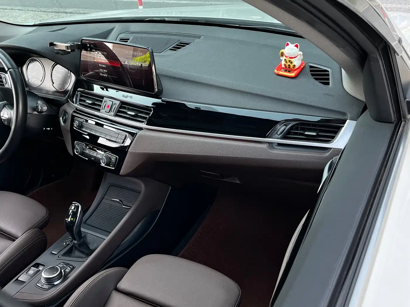 BMW X1 2022 sDrive25Li Leading фото 13