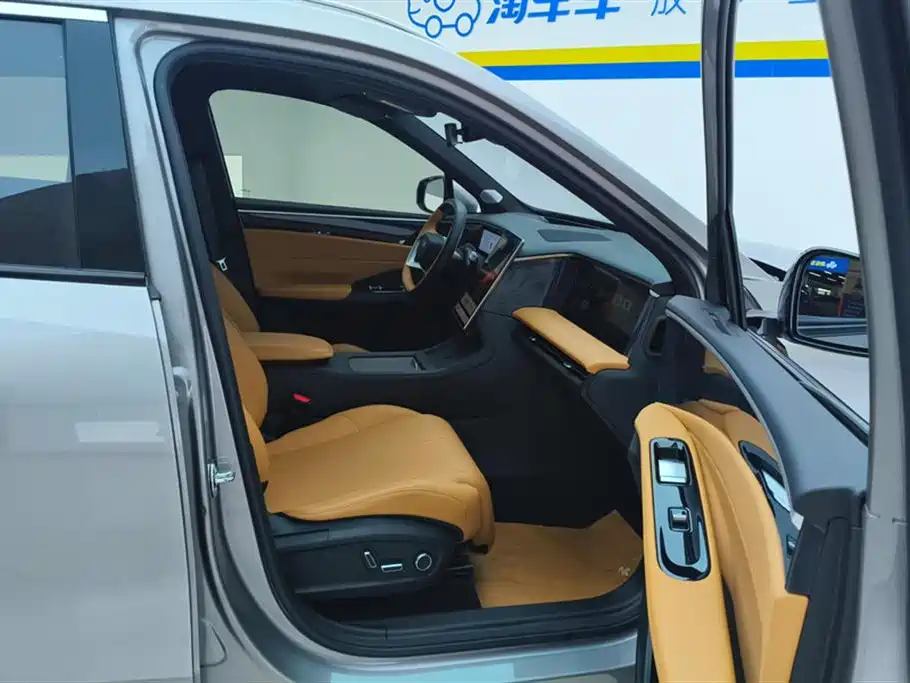 Geely Galaxy Galaxy L7 2023 1.5T 115km Starship фото 8