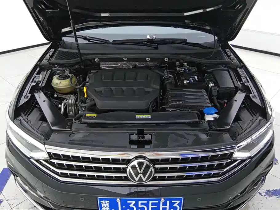 Volkswagen Magotan 2023 Model 2 Million Commemorative Edition 330TSI DSG Luxury фото 10