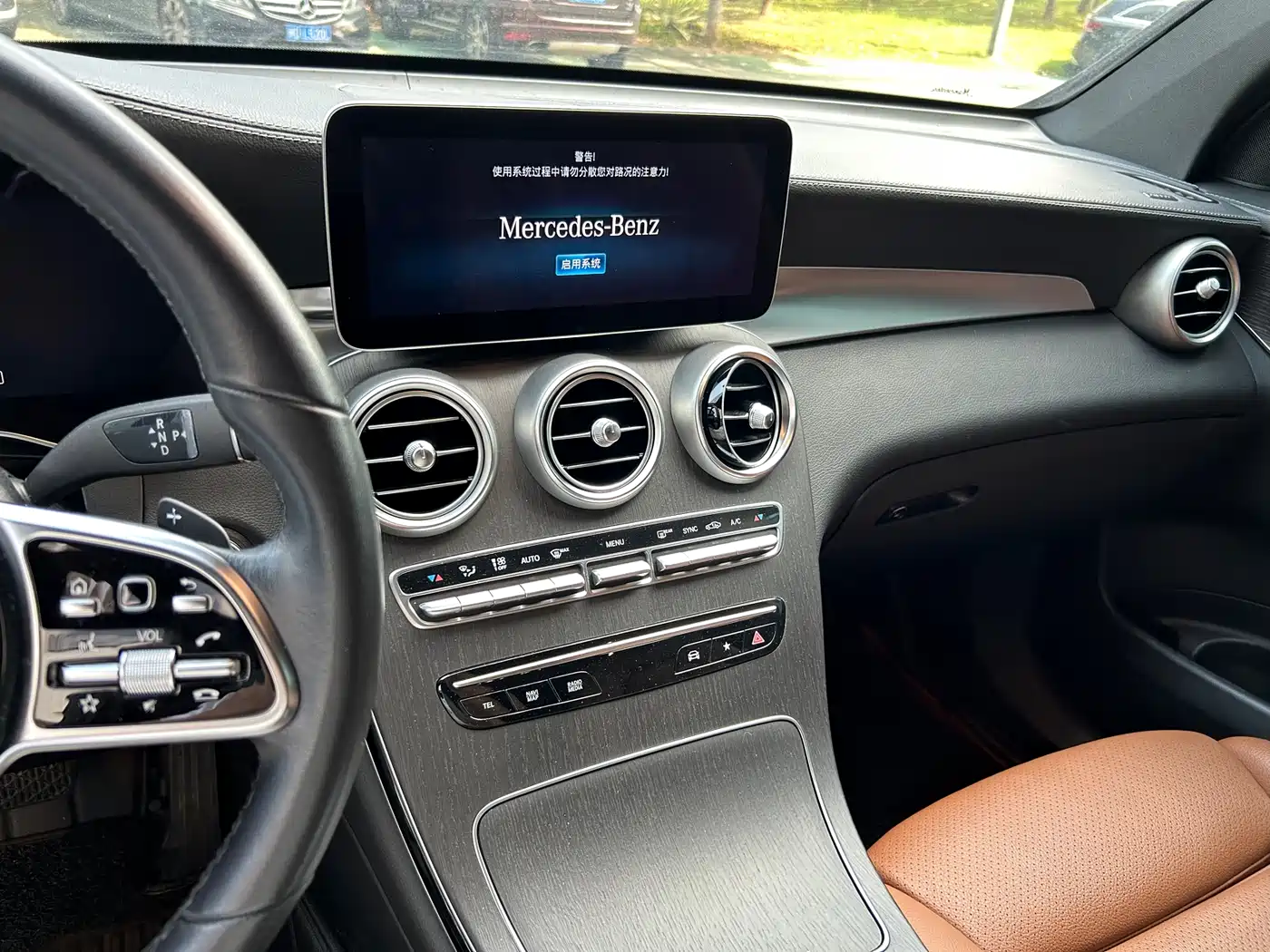 Mercedes-Benz GLC Coupe 2022 Facelift GLC 300 4MATIC Coupe SUV фото 12