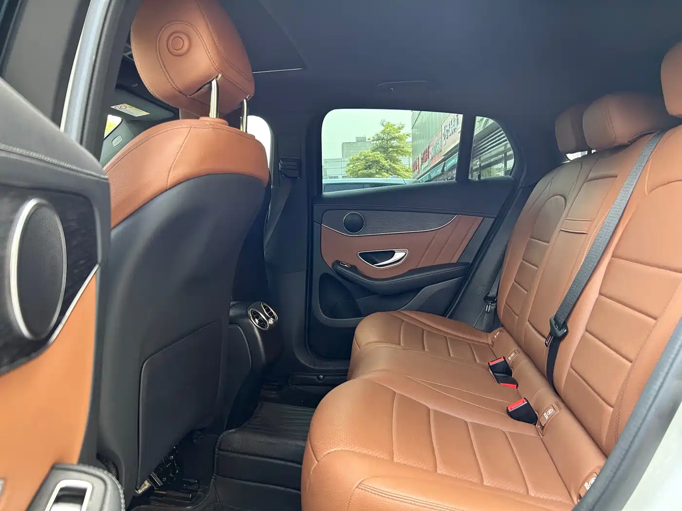 Mercedes-Benz GLC Coupe 2022 Facelift GLC 300 4MATIC Coupe SUV фото 8