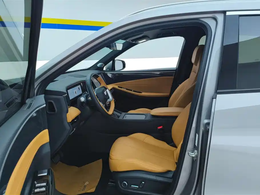 Geely Galaxy Galaxy L7 2023 1.5T 115km Starship фото 9