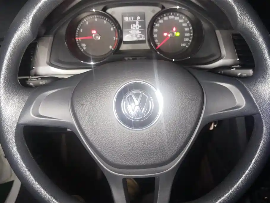 Volkswagen Bora 2019 Bora Legend 1.5L Automatic Fashion China VI фото 14