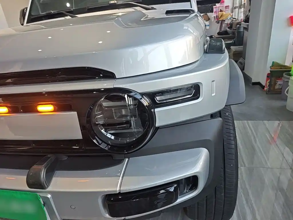 iCAR V23 2024 2025 501 AWD Premium Edition