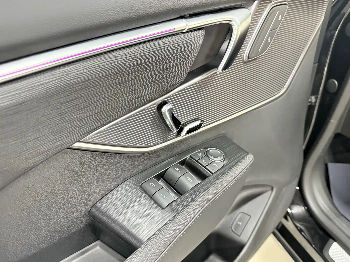 Buick LaCrosse 2025 2025 Model 28T Platinum Edition