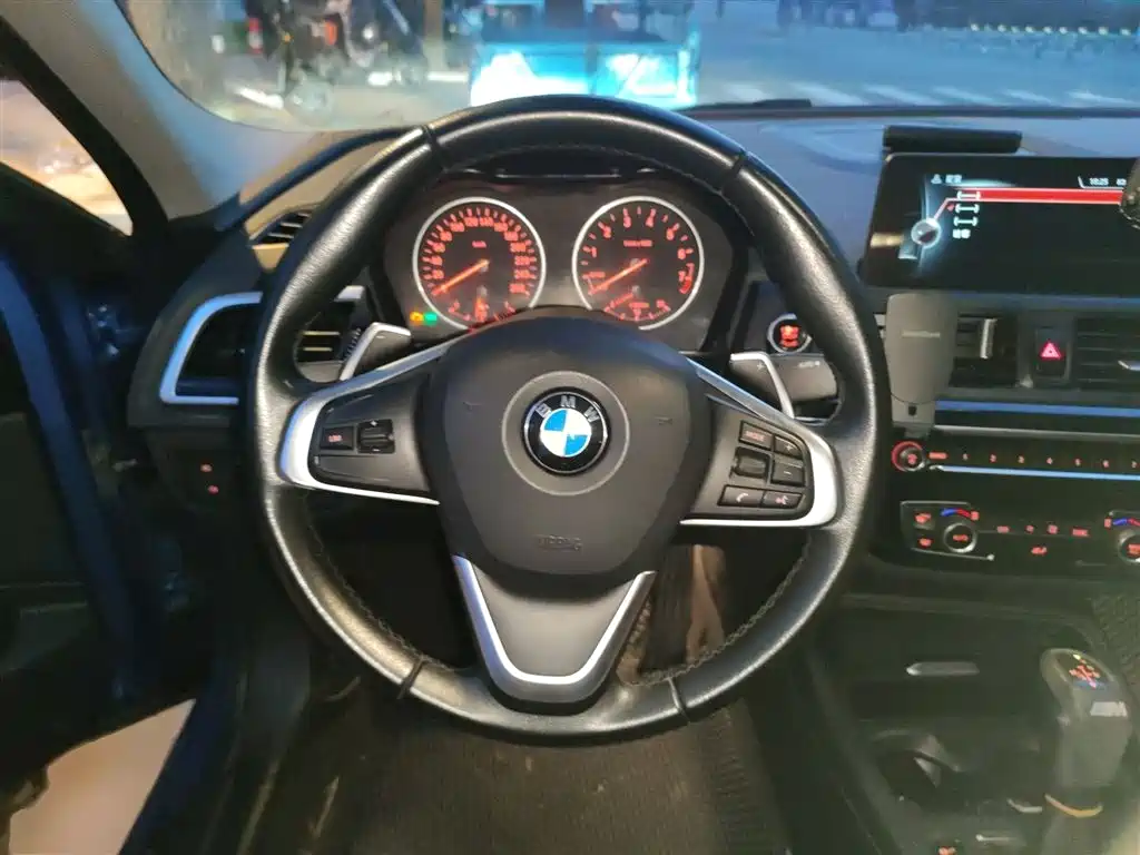 BMW 1 Series 2017 120i Design Package фото 3