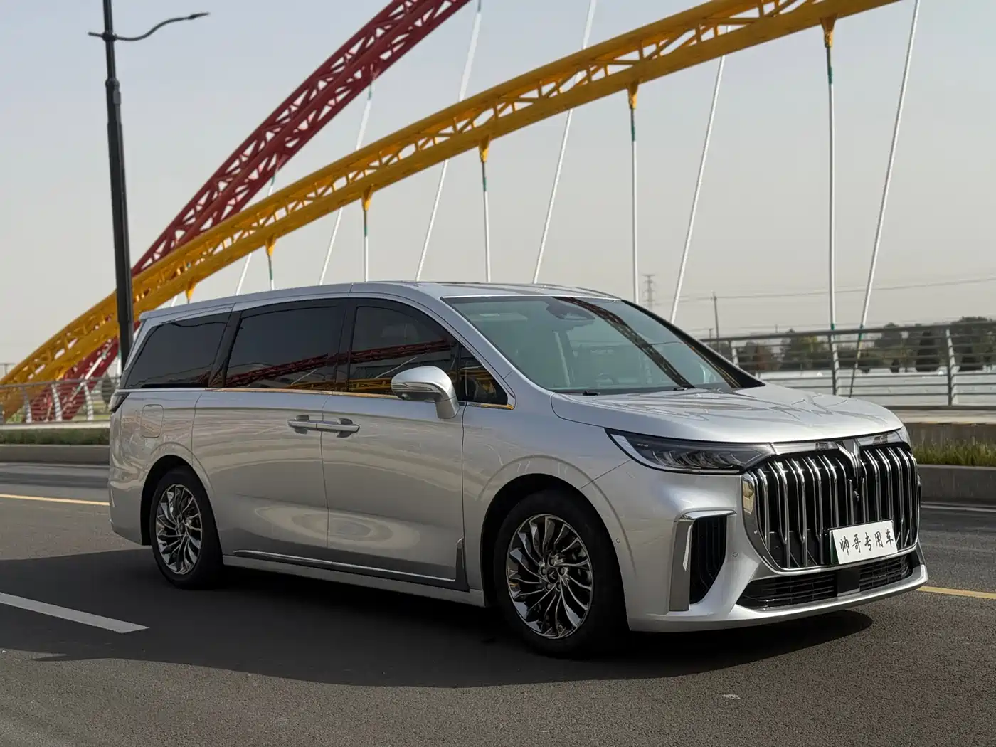 Voyah Auto Voyah Dreamer 2022 Low-carbon Edition Think+Smart Driving Package фото 3