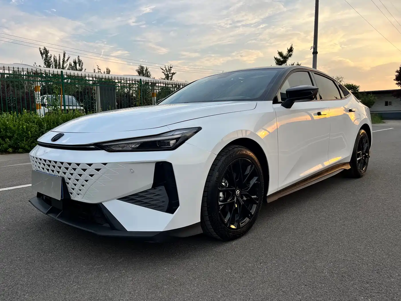 CHANGAN UNI-V