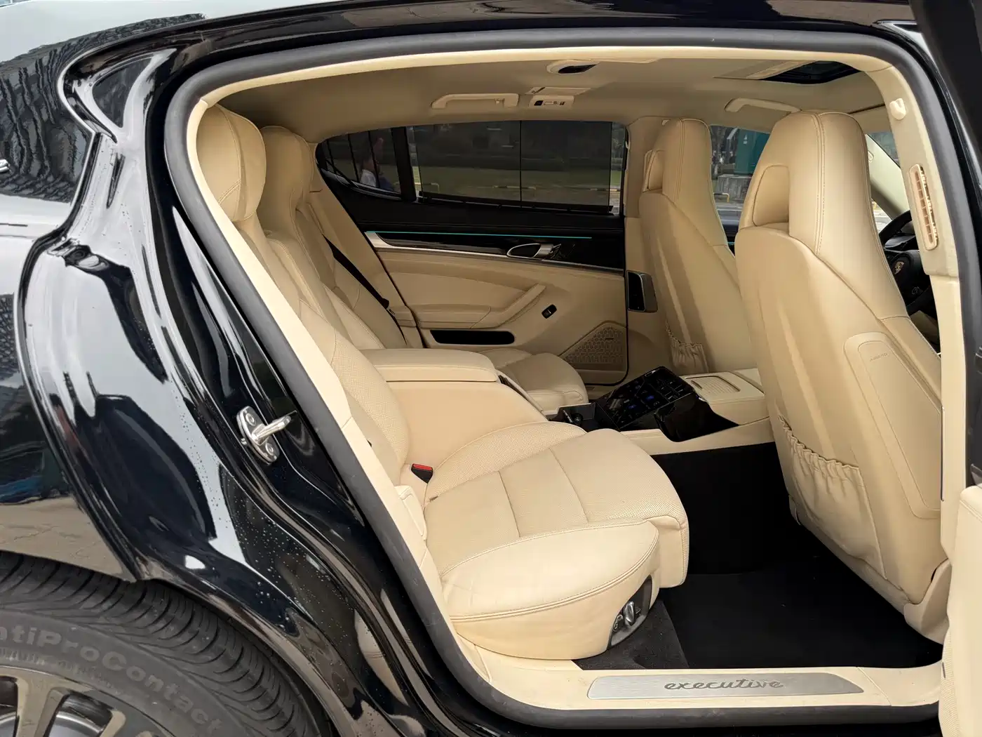 Porsche Panamera 2016 Panamera Executive Edition 3.0T фото 10