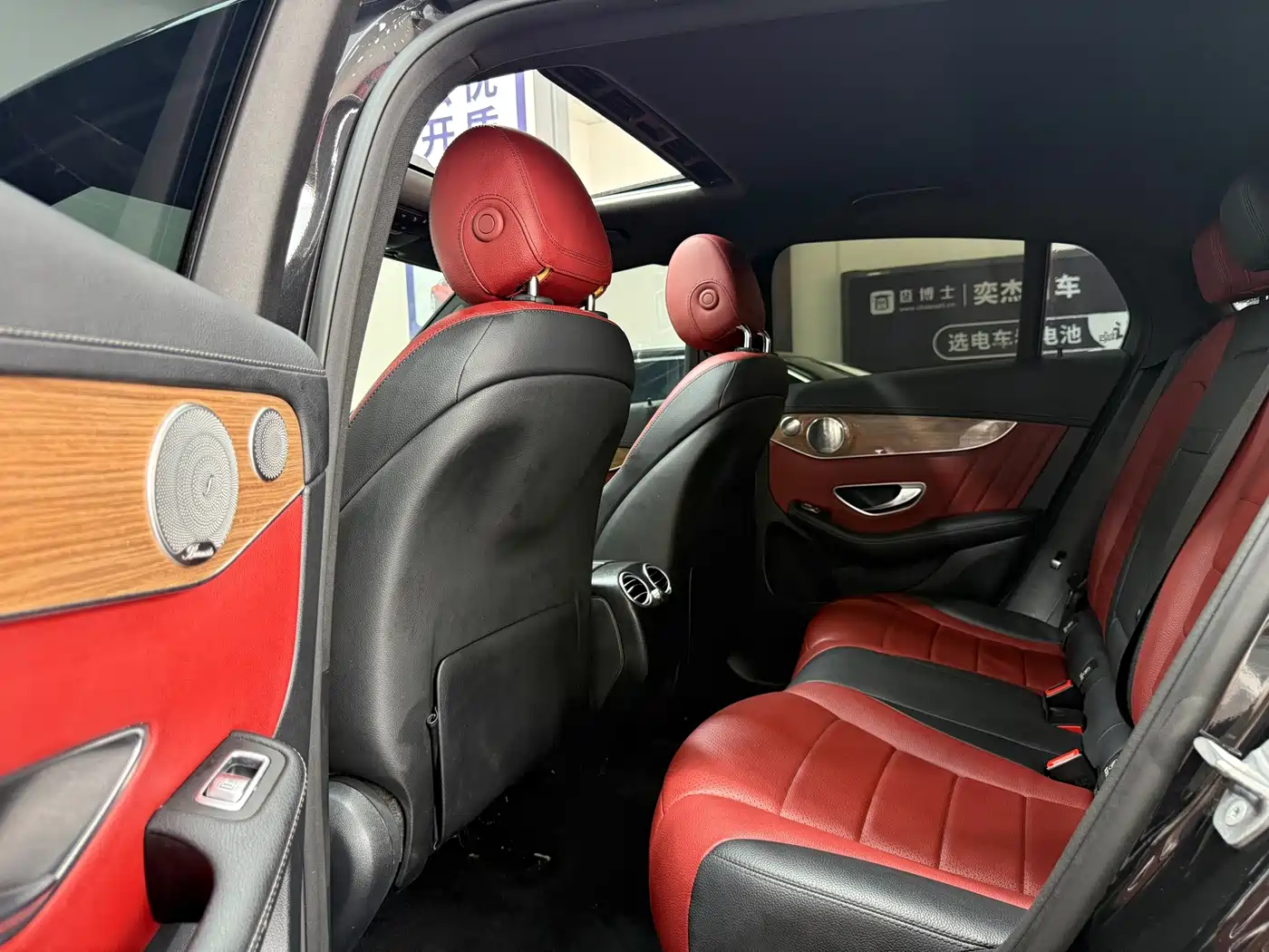 Mercedes-Benz GLC Coupe 2018 2018 GLC 260 4MATIC Coupe SUV