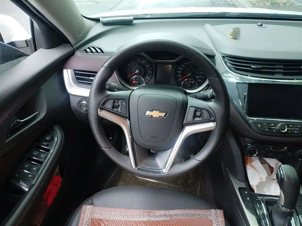 Chevrolet Malibu 2016 2.0L Automatic Luxury фото 3