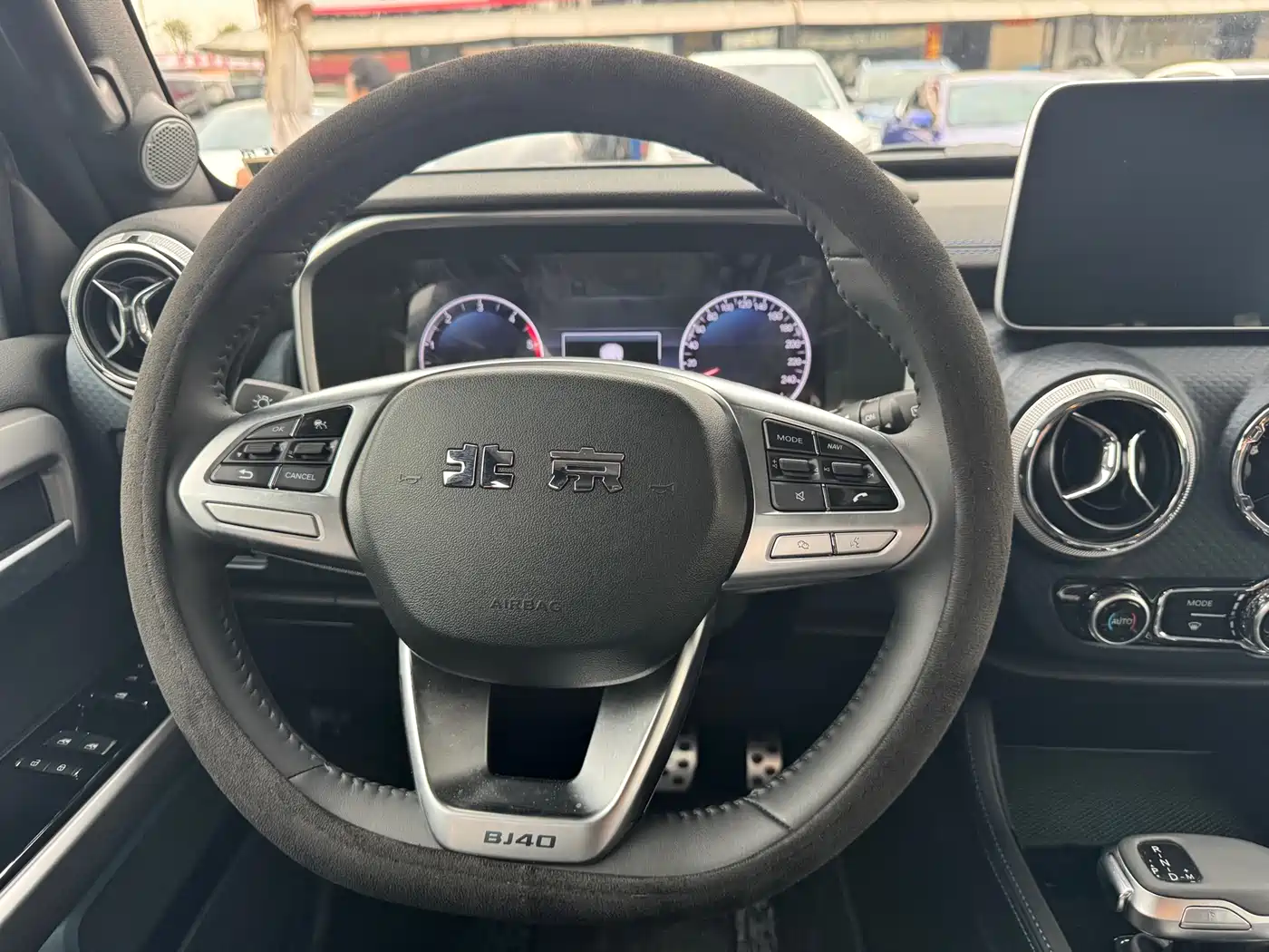 BAIC ORV Beijing Offroad BJ40 2024 2.0D Blade Hero Glory Edition фото 9