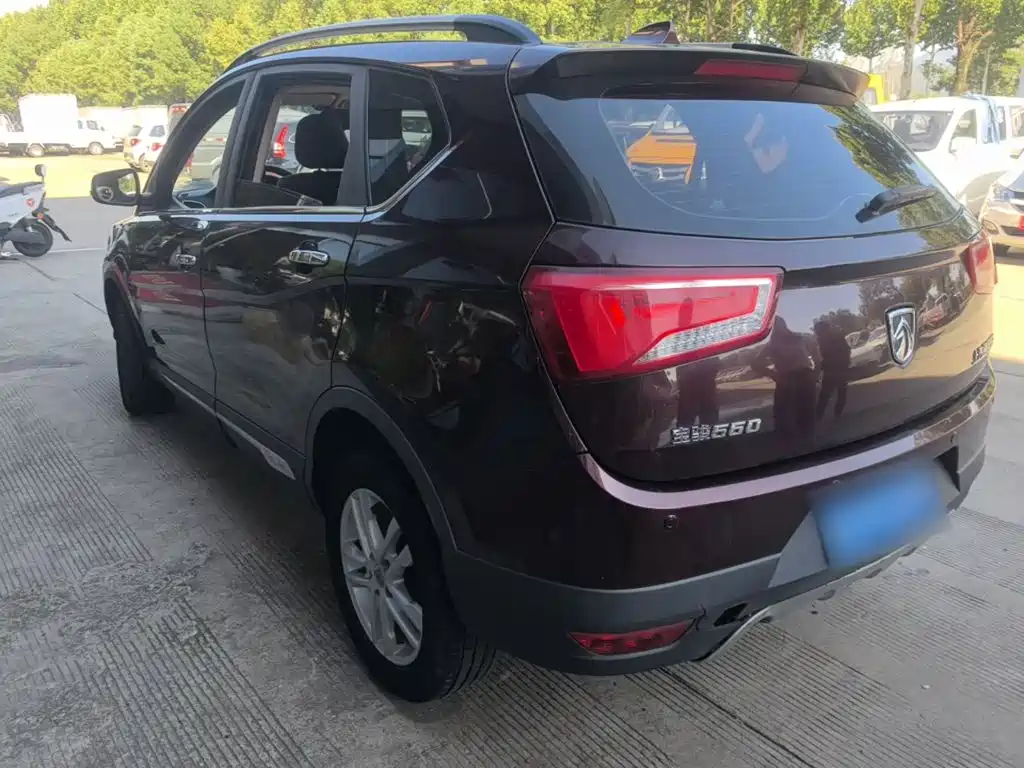 Фото 5 - Baojun 560