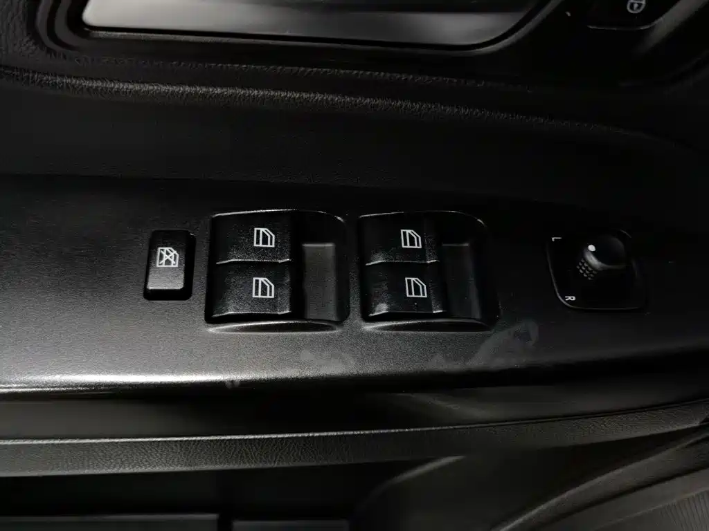 FAW Junpai A70 2017 2016 1.6L Automatic Base