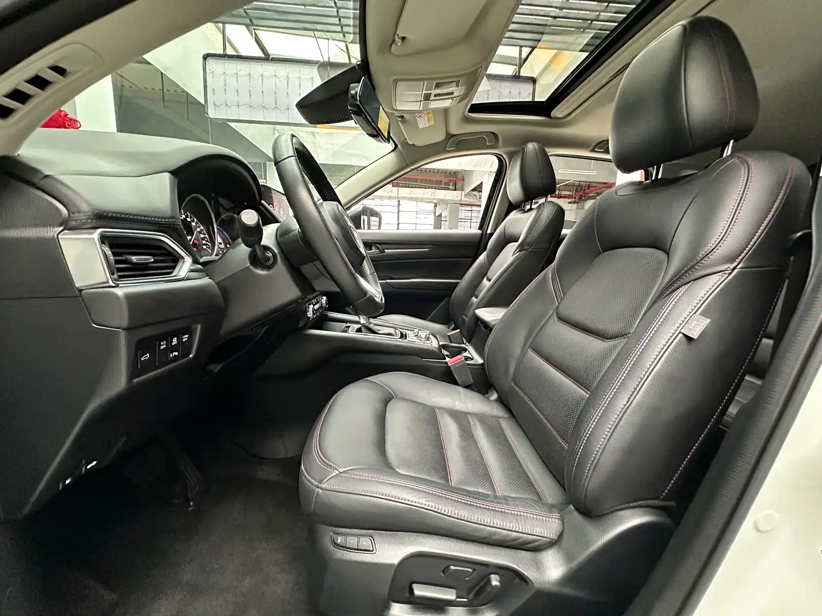 Photo 8 - Mazda CX-5