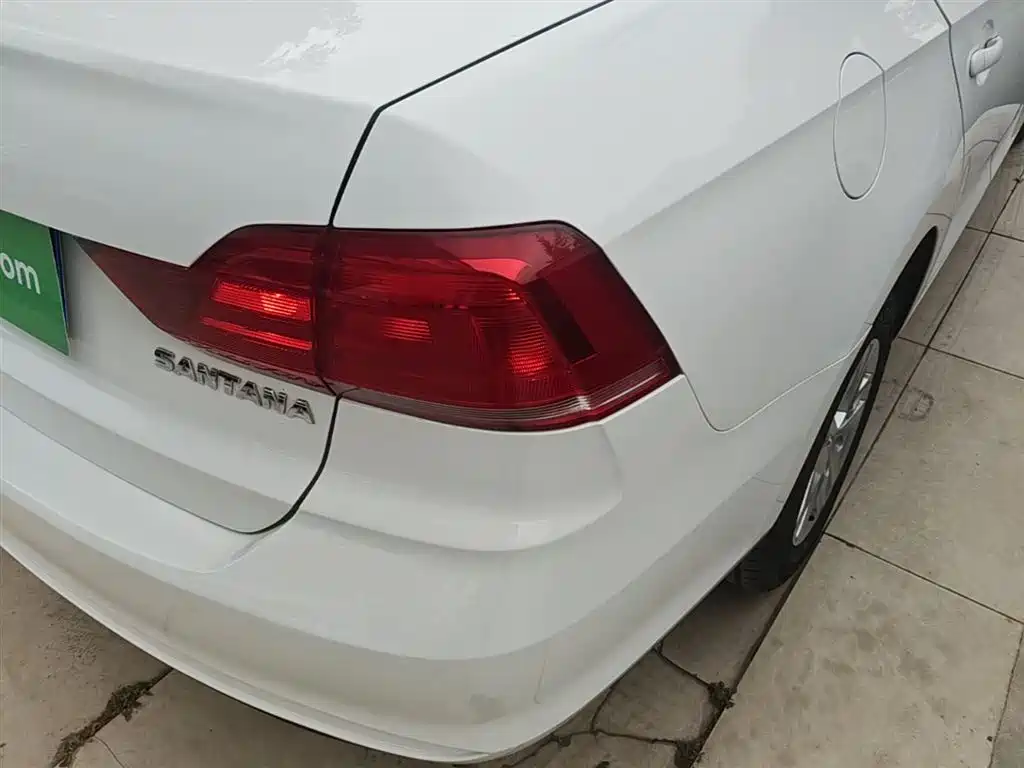 Volkswagen Santana 2016 1.4L Manual Trend Edition фото 8