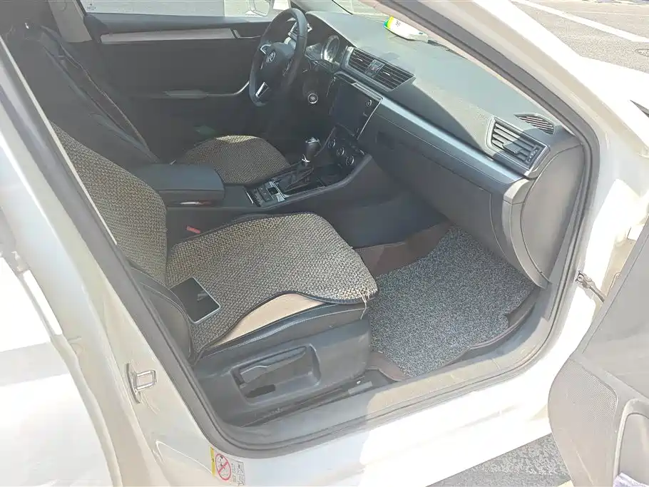 Škoda Superb 2018 TSI280 DSG Comfort (China V) фото 7