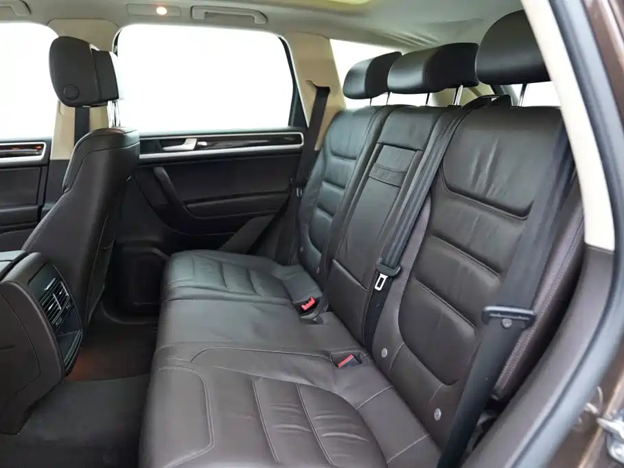 Volkswagen Touareg 2016 2011 3.0TSI Standard