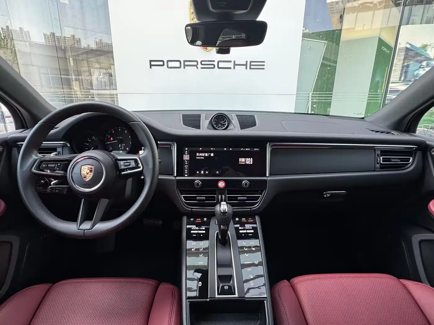 Porsche Macan 2022 Macan 2.0T фото 21