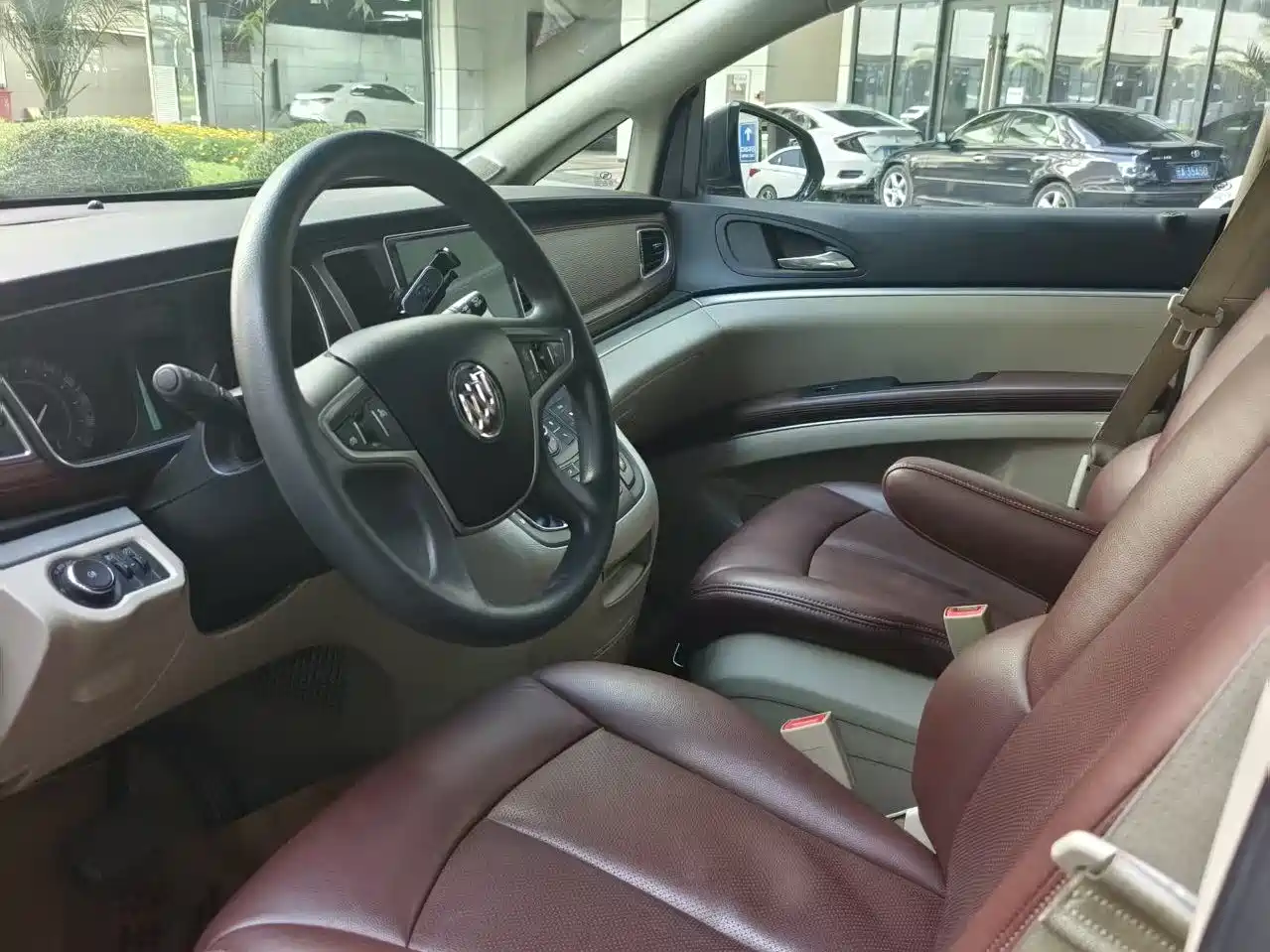 Buick GL8 2017 25S Comfort China V фото 11